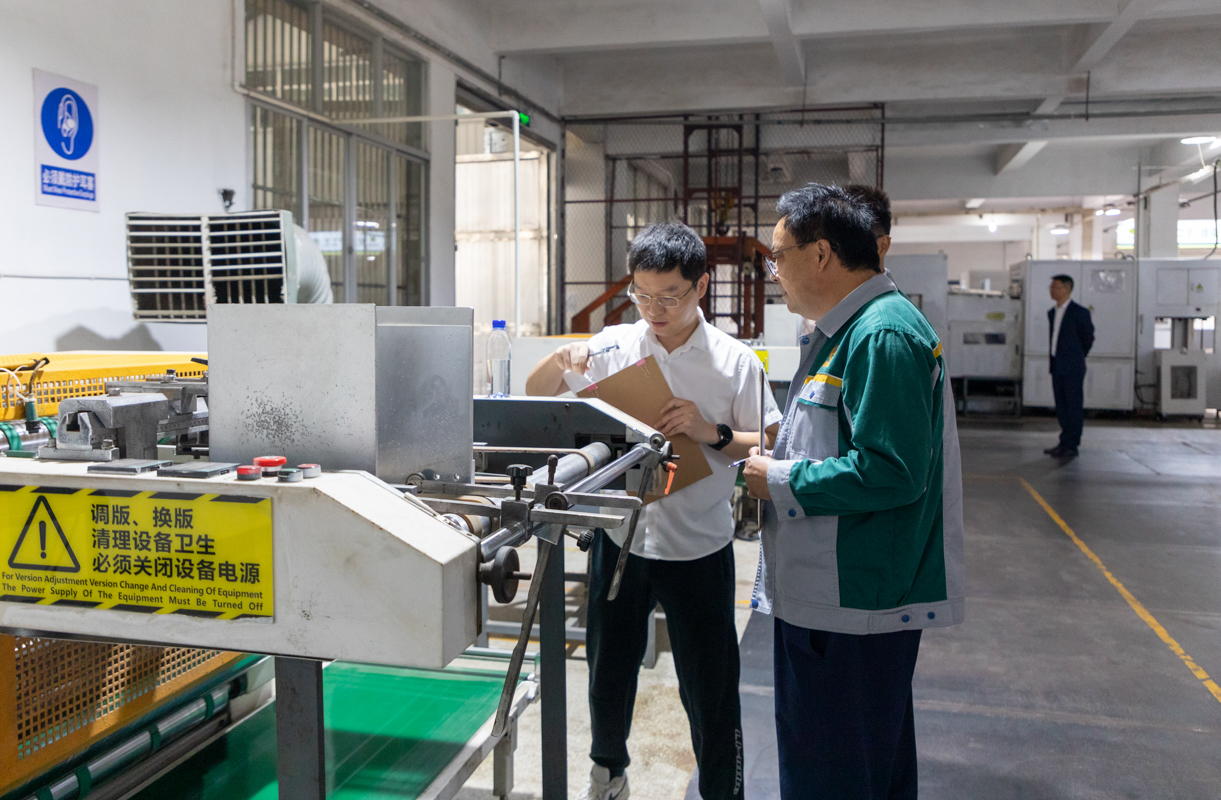 1758558349765079.jpg IMG_8131.jpg