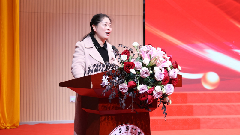 1765336171938015.jpg 英山縣人民政府副縣長黃偉同志致歡迎辭.jpg